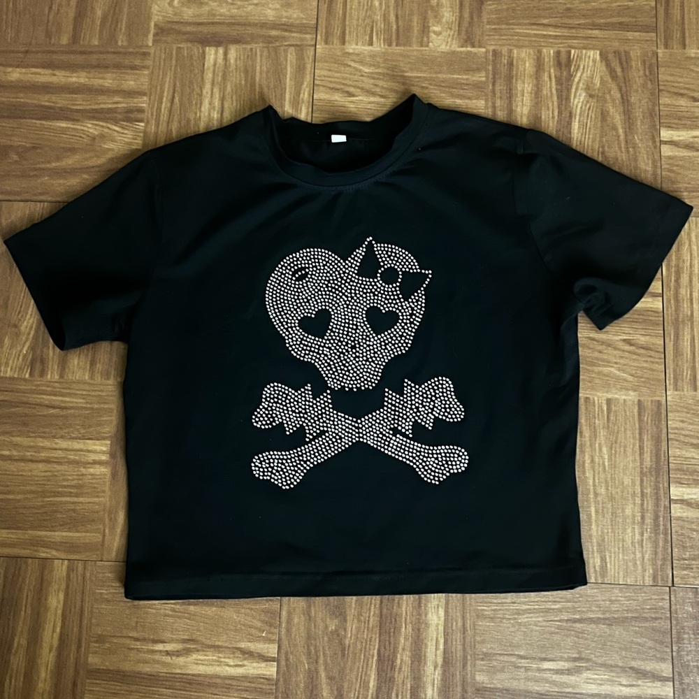 y2k skull baby tee